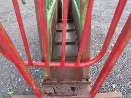 Green Cattle Chute