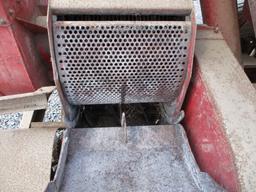 New Holland 352 Grinder Mixer