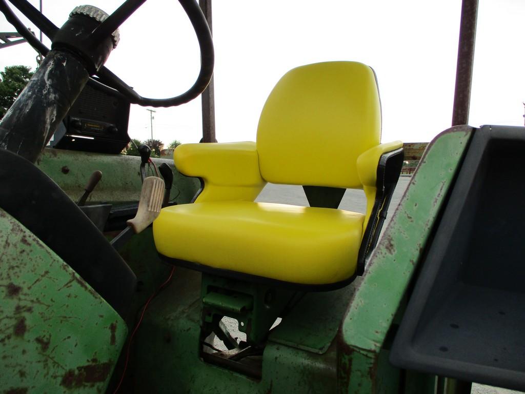 John Deere 4030