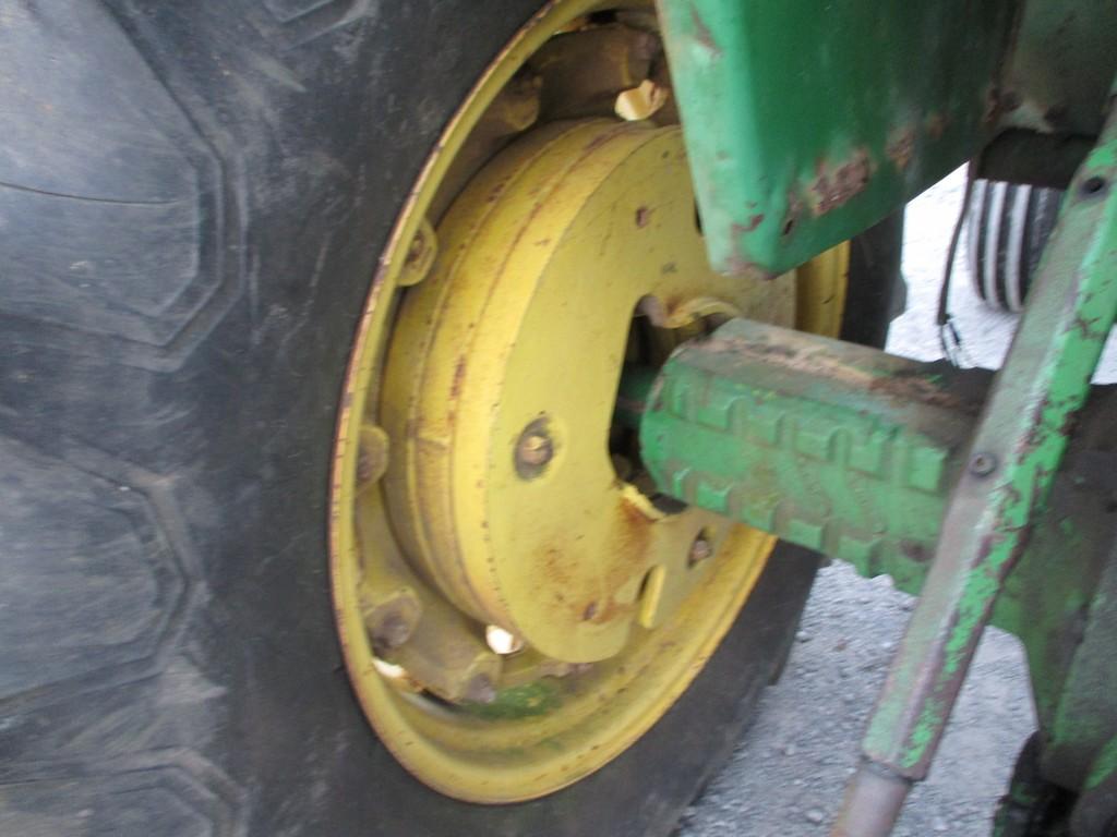 John Deere 4030