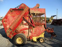 New Holland 851 RD Baler