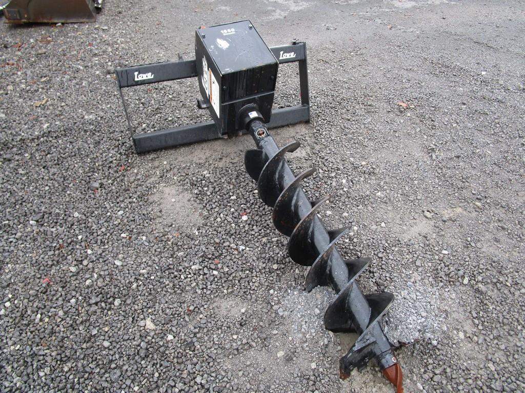 Lowe 1650 Post Hole Digger