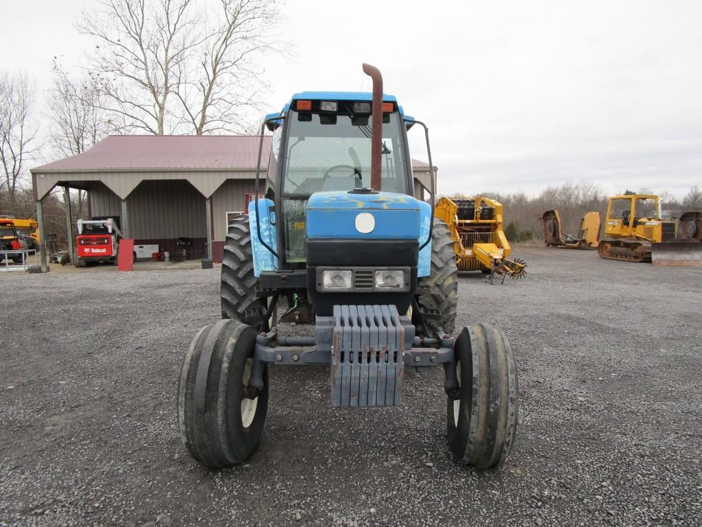 New Holland 8240 SL Tractor