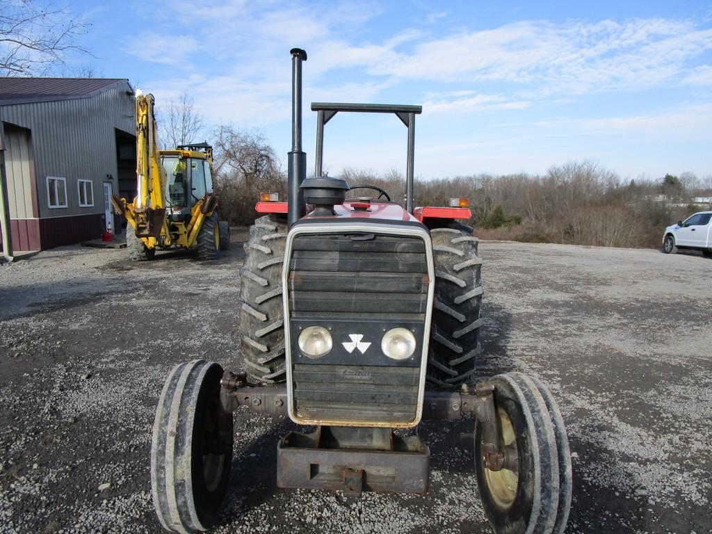 Massey Ferguson 261 Tractor