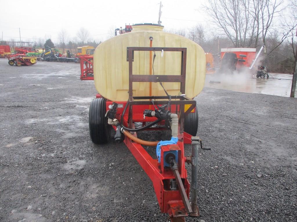 Vicon 800 Gal Sprayer