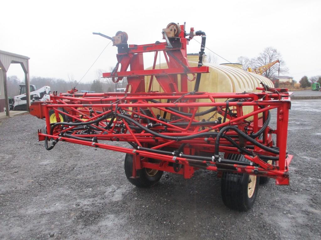 Vicon 800 Gal Sprayer