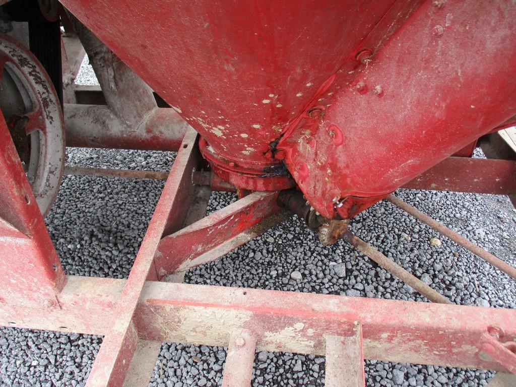 Farnhand 815 Grinder Mixer