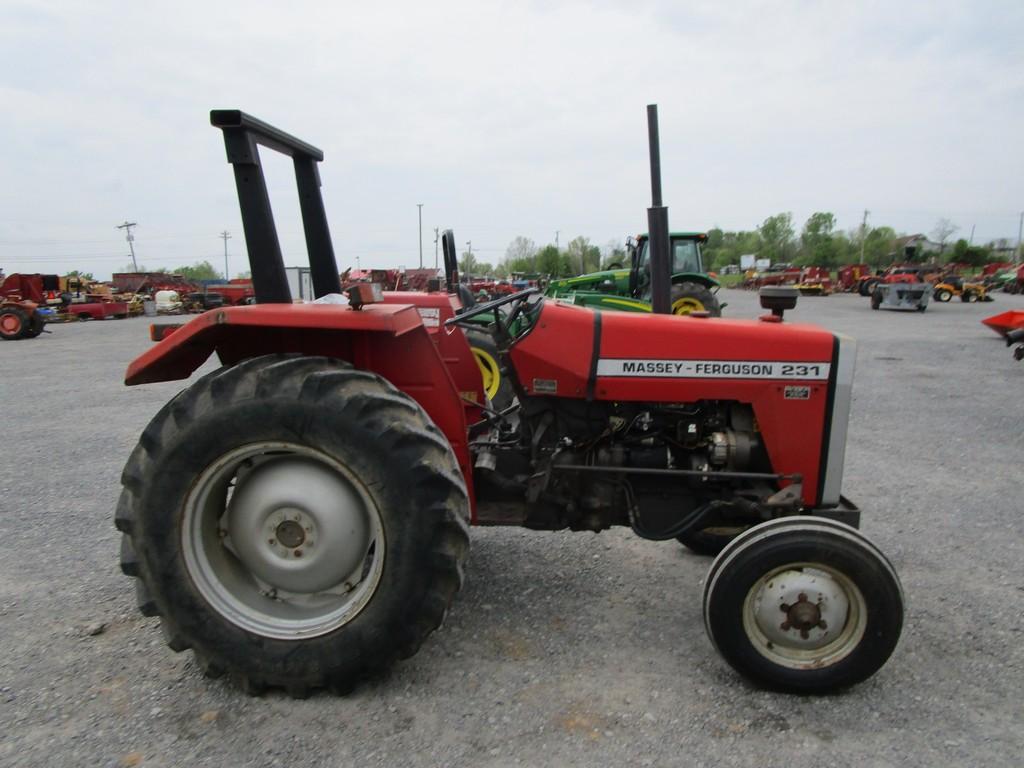Massey Ferguson 231 Tractor