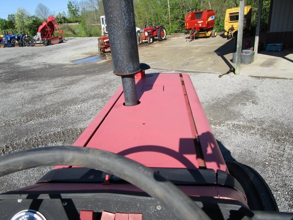 Massey Ferguson 698 Tractor
