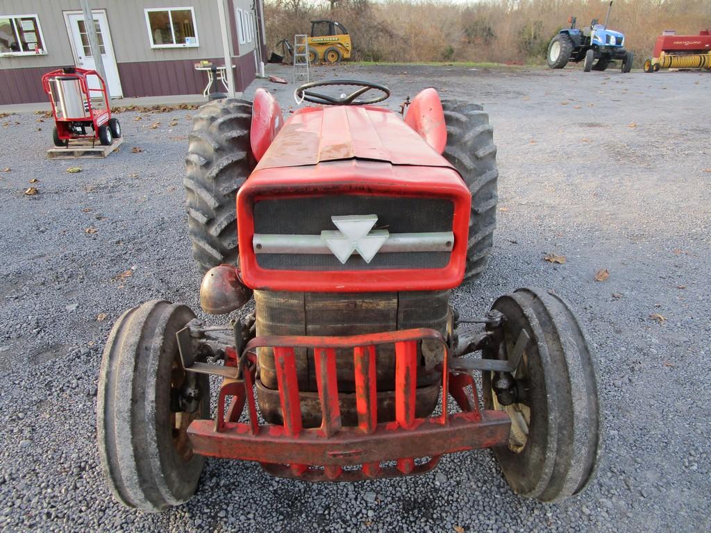 Massey Ferguson 135 Tractor
