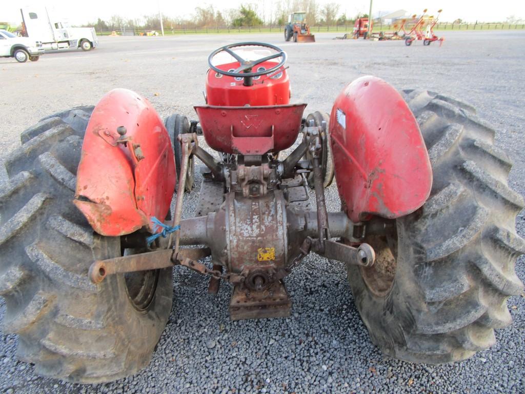 Massey Ferguson 135 Tractor