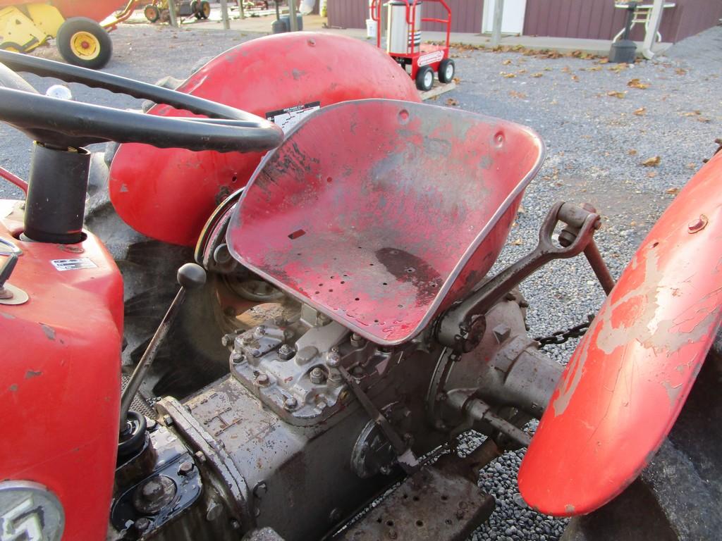 Massey Ferguson 135 Tractor