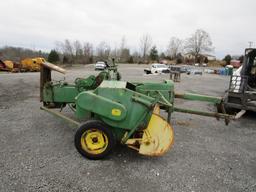 John Deere 24T Sq Baler