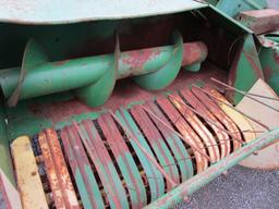John Deere 24T Sq Baler