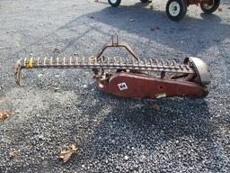 I H 1300 Sickle Mower