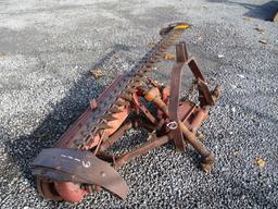 I H 1300 Sickle Mower