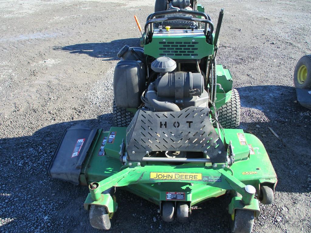 John Deere 652 M Quick Track Lawn Mower