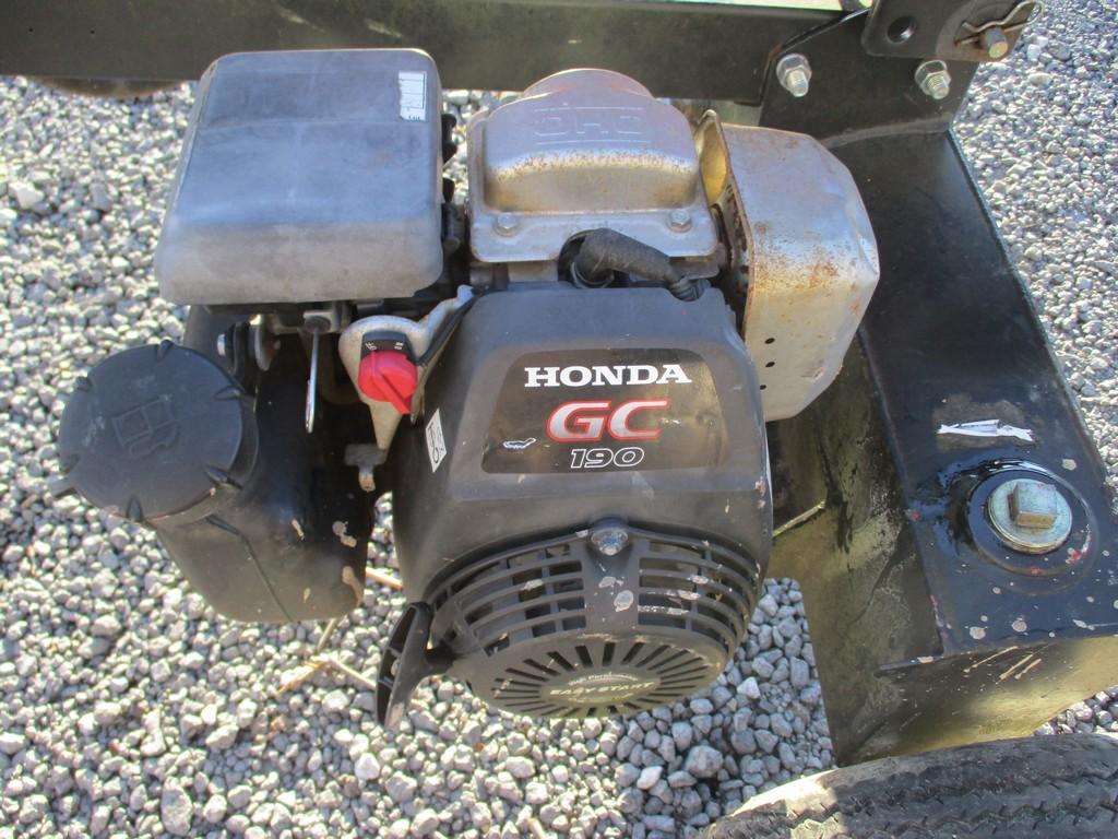 Huskee 28 ton Log Splitter