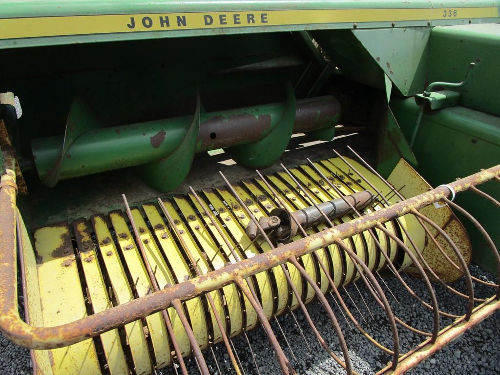 John Deere 336 Sq. Baler
