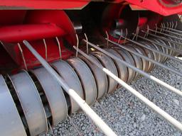 Massey Ferguson 1835 Inline Sq. Baler