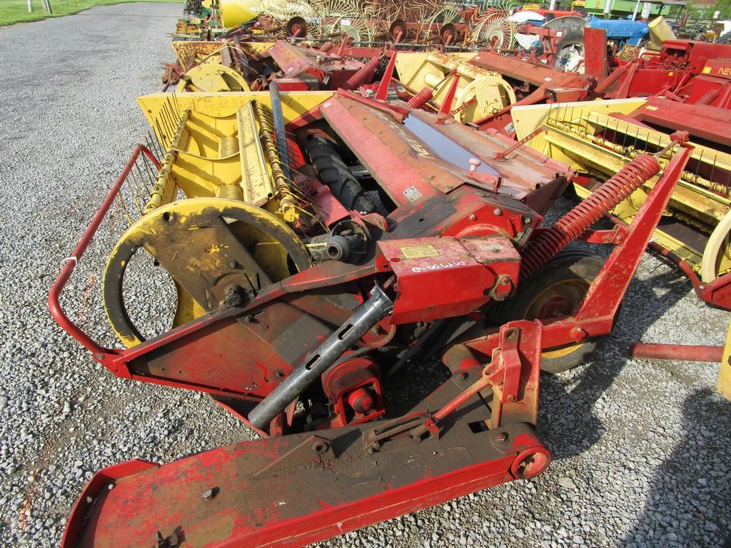 New Holland 472 Haybine