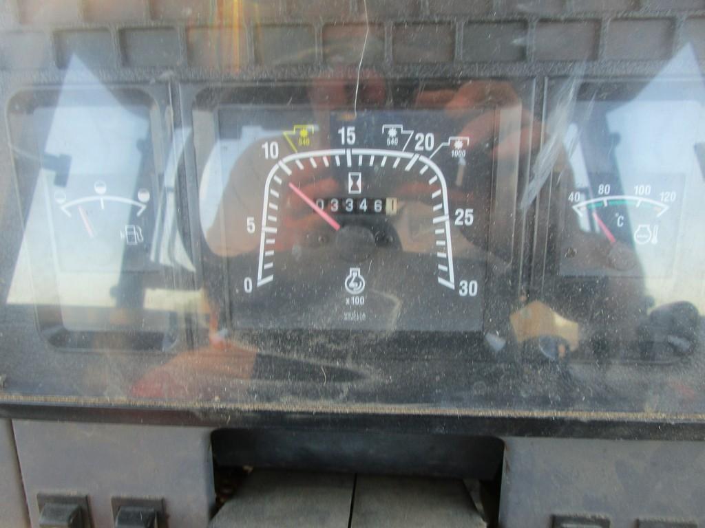 New Holland 8240 CHA Tractor