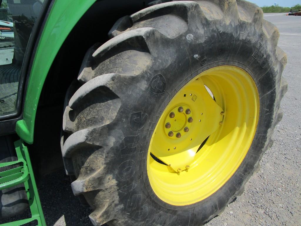 John Deere 6415 Tractor W/ 563 Loader