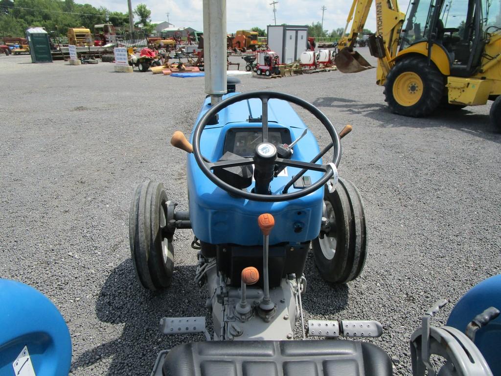 FORD NEW HOLLAND 4630 TRACTOR