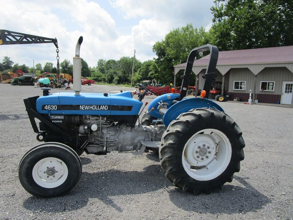 FORD NEW HOLLAND 4630 TRACTOR