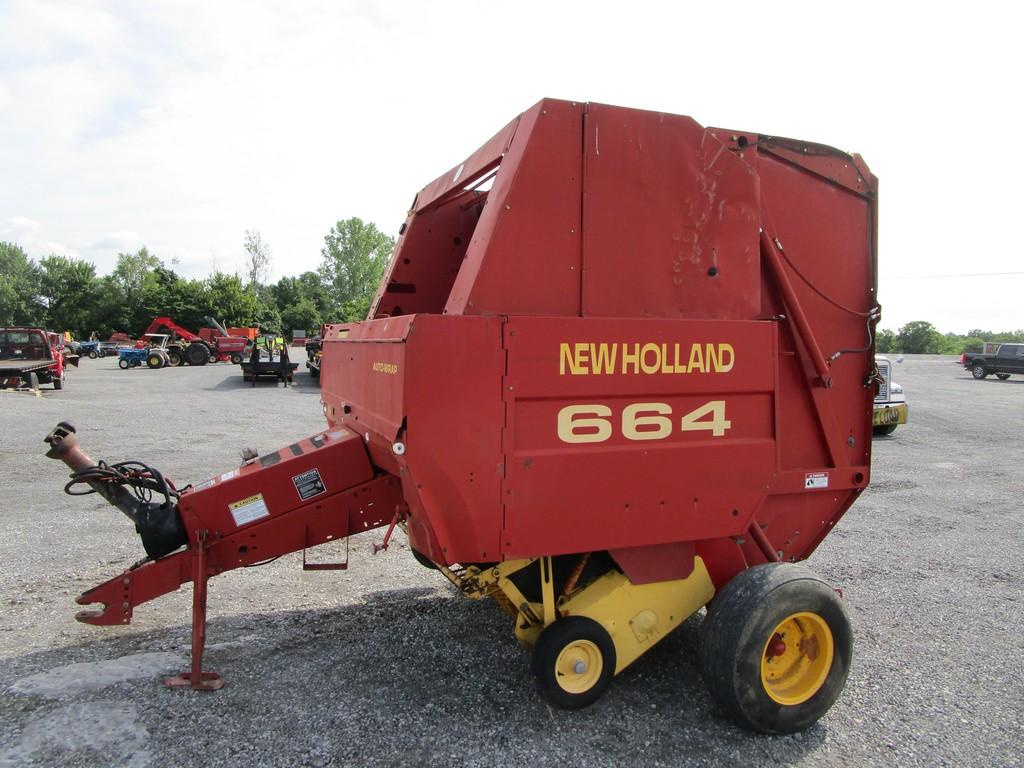NEW HOLLAND 664 RD BALER