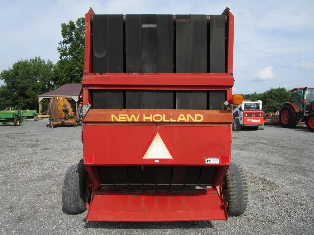 NEW HOLLAND 664 RD BALER