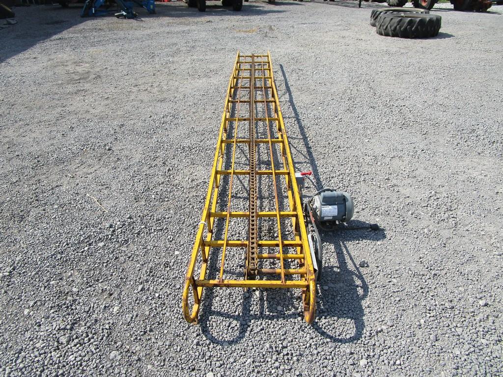 SNOCO 16' HAY ELEVATOR W/ MOTOR