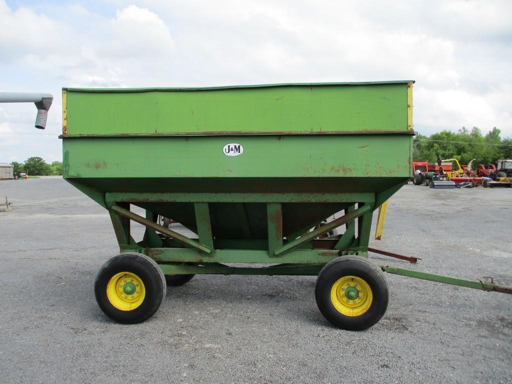 J+M 350 GRAVITY BOX ON JD 1075 GEAR