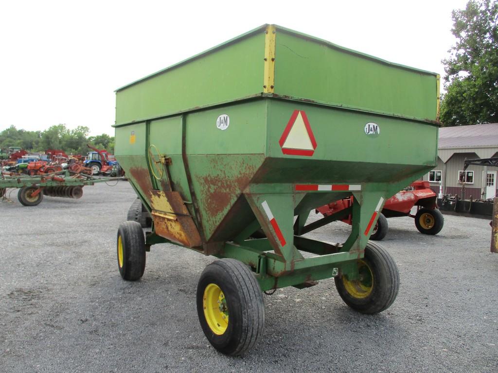 J+M 350 GRAVITY BOX ON JD 1075 GEAR