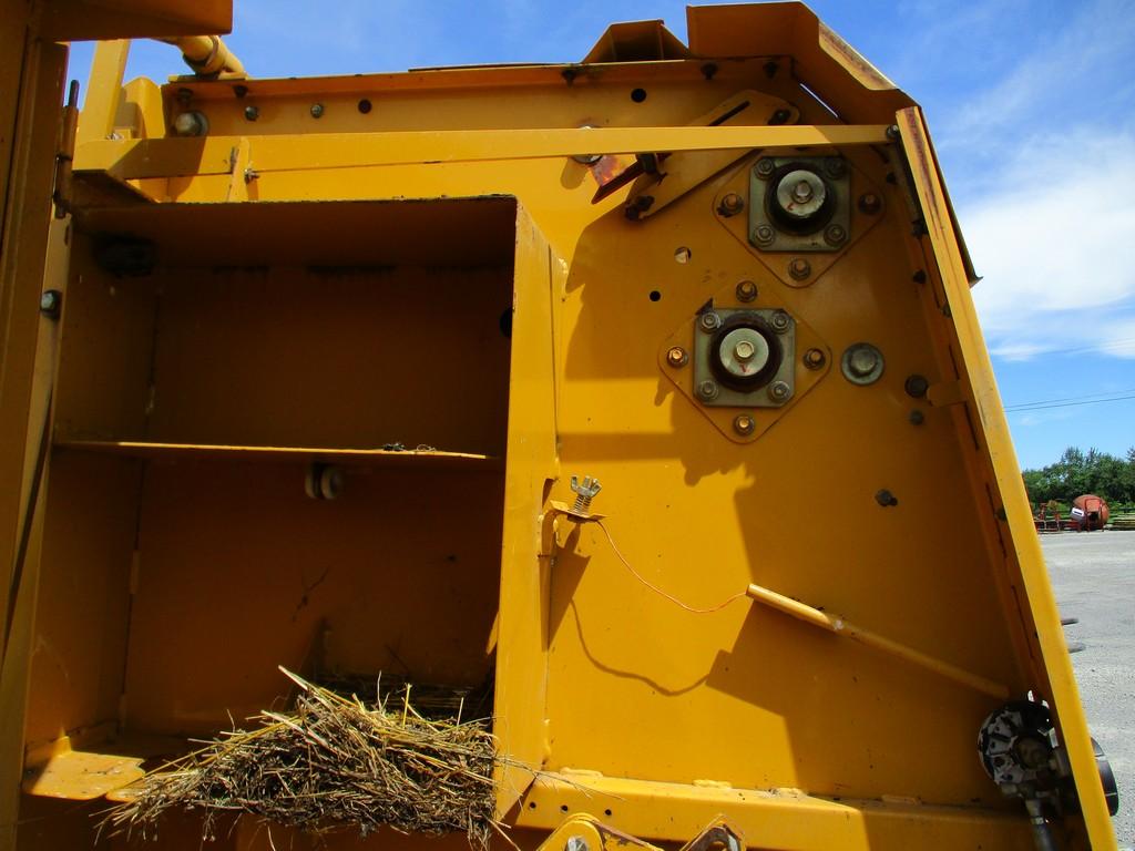 VERMEER 554 X 1 RD BALER