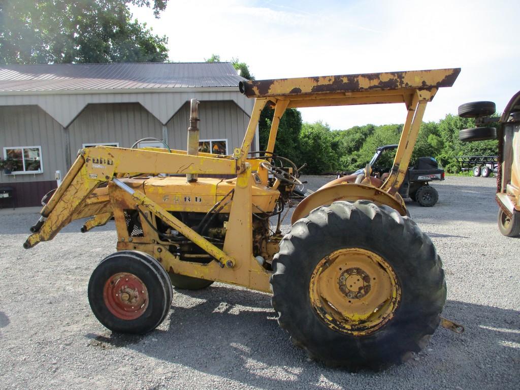 FORD 450 0 LOADER TRACTOR