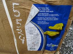 UNIVERSAL TRACTOR SEAT YELLOW