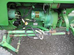 JOHN DEERE 850 TRACTOR