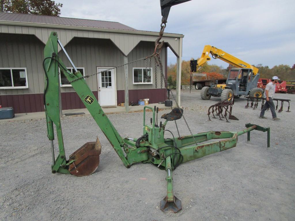 JD 1650 BACKHOE ATTACHMENT W/ MOUNTS