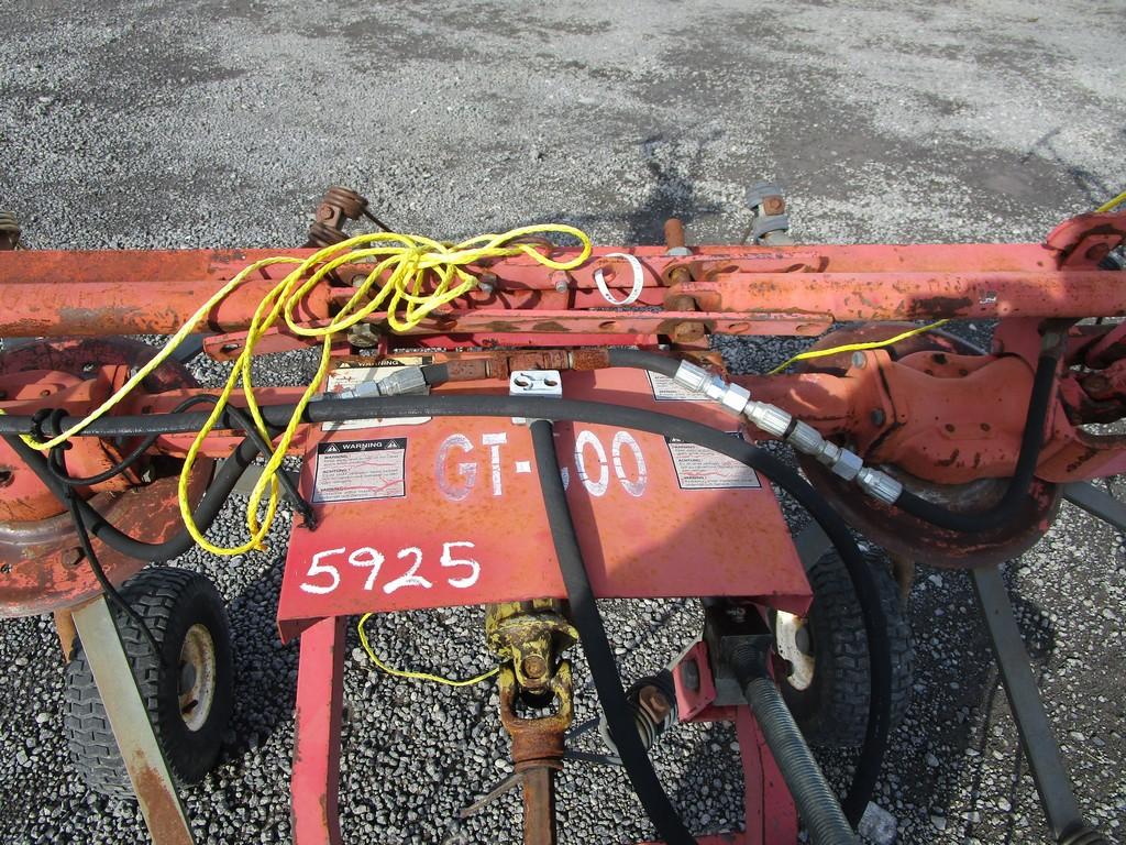 4 BASKET HYD FOLD TEDDER