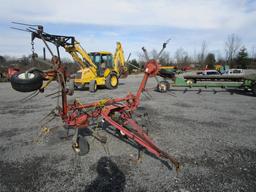 4 BASKET HYD FOLD TEDDER