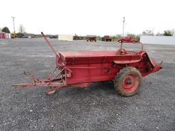 NEW IDEA GROUND DRIVE SPREADER