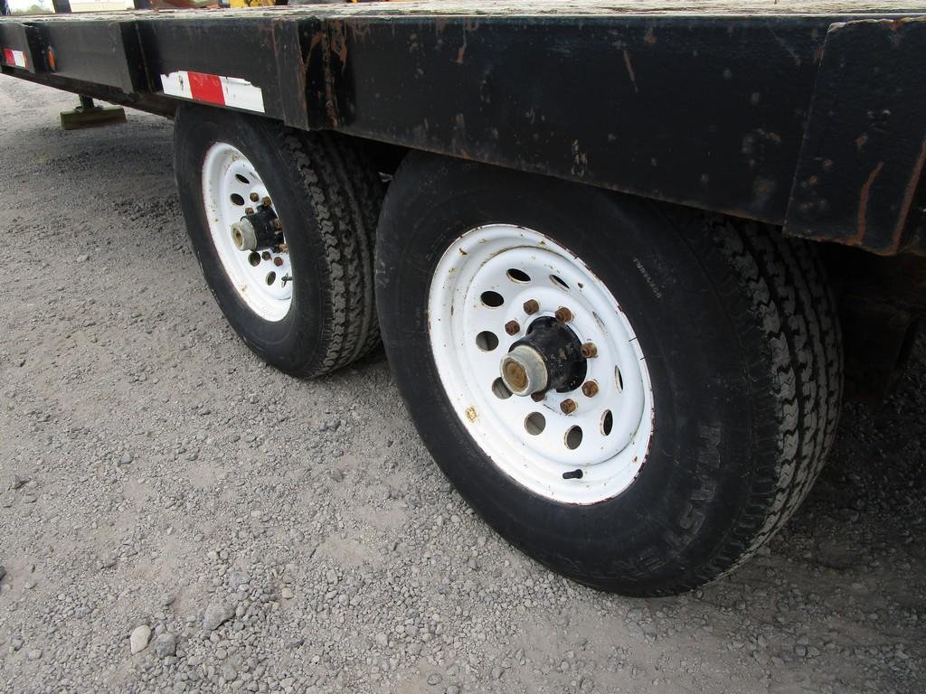 BLACK 30' GOOSENECK TRAILER W TITLE