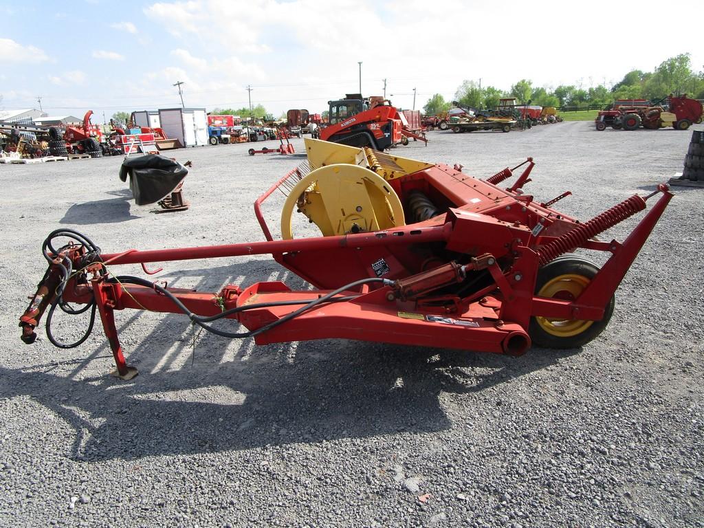 NEW HOLLAND 472 HAYBINE
