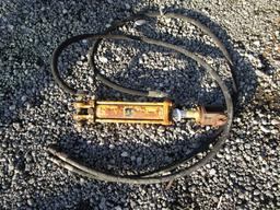 JOHN DEERE  HYD CYLINDER