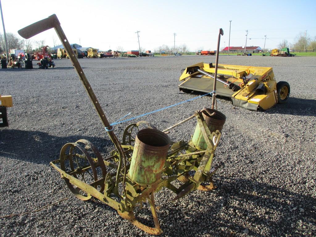 JOHN DEERE 3PT 2-ROW PLANTER
