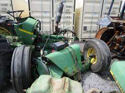 JOHN DEERE 2940 TRACTOR