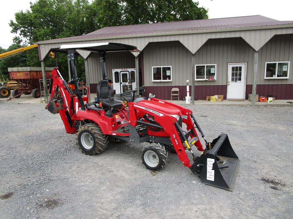 MASSEY FERGUSON GC1723E TRACTOR LOADER BACKHOE