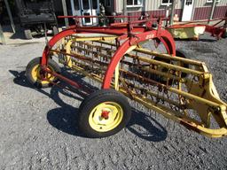 NEW HOLLAND 258 DOLLY RAKE