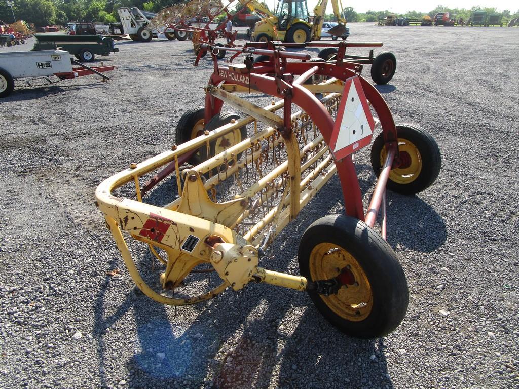 NEW HOLLAND 258 DOLLY RAKE
